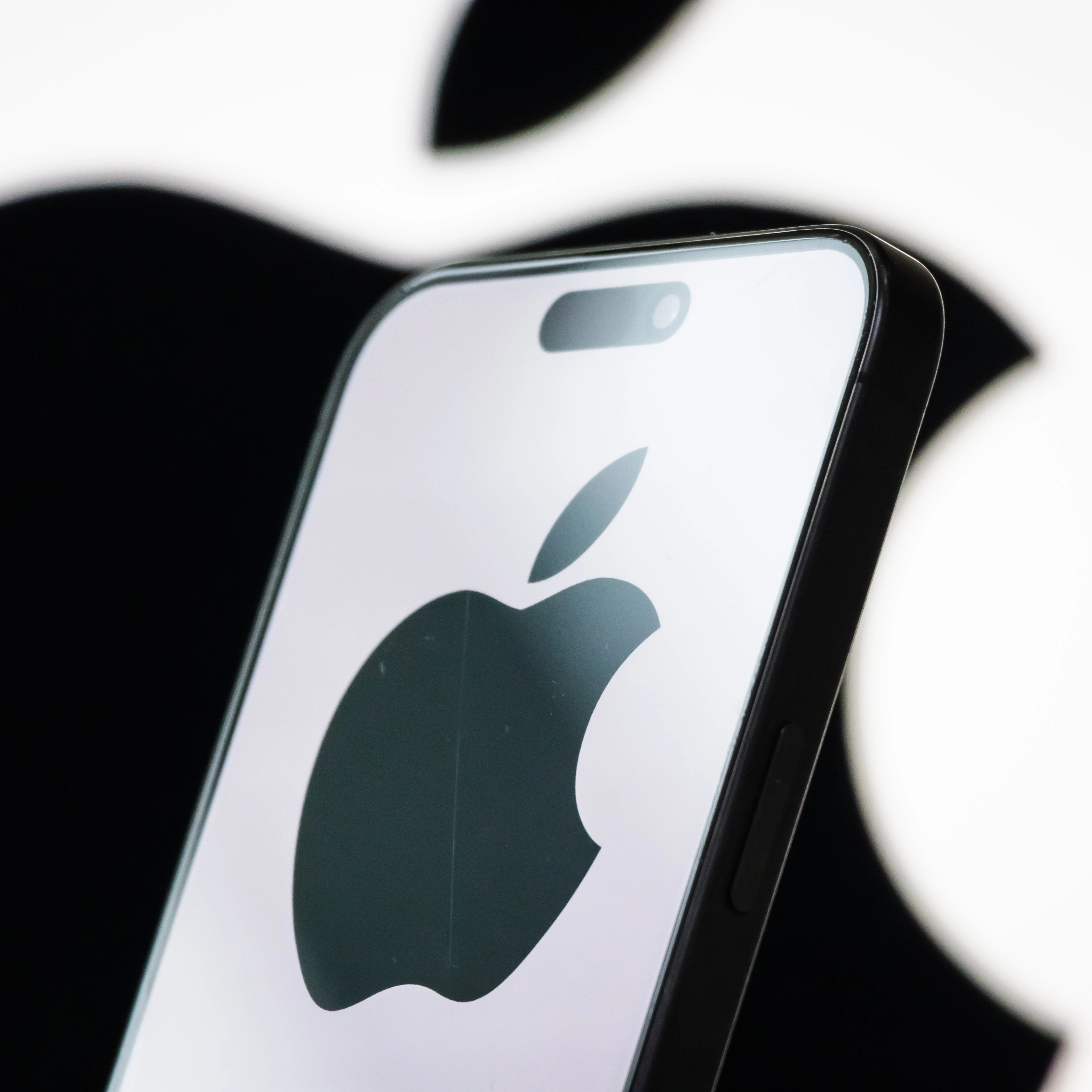 iPhone users warned over newly discovered iOS flaw that could completely sabotage your device