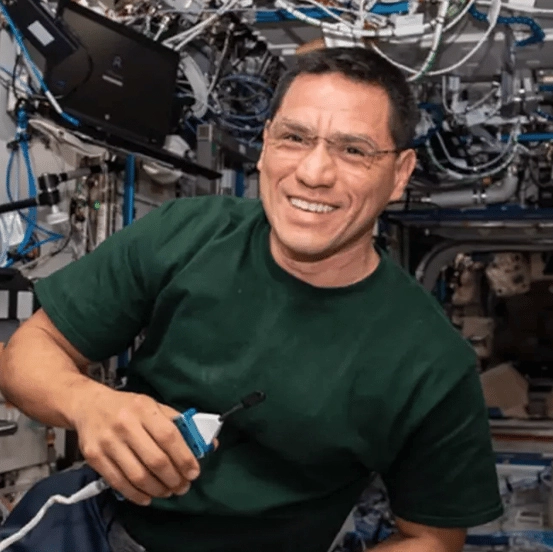 NASA astronaut reveals what a year in space does to the body after spending 371 days away from Earth