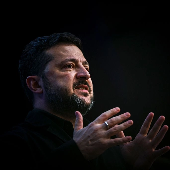 Zelenskyy says he has 'evidence' Starlink was deliberately slowed in a 'planned operation'