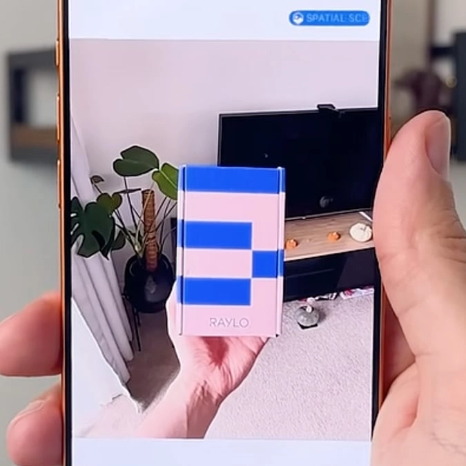iPhone users amazed at little-known hack that instantly transforms pics to look 3D