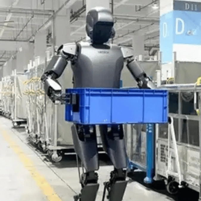 Humanoid robots in training for several months to assemble iPhones in China