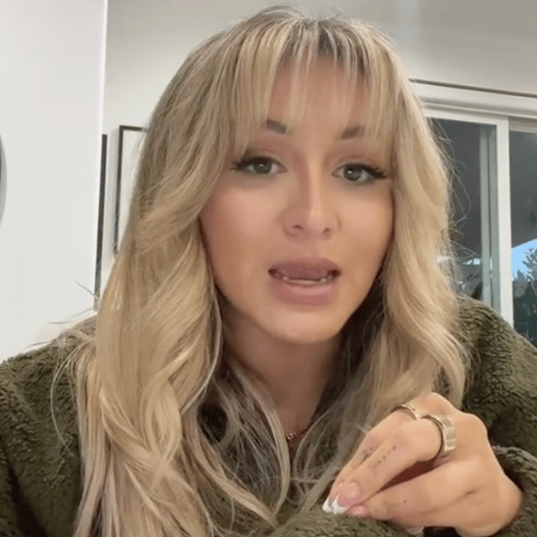 Woman reveals simple hack that will put an end to your scrolling addiction