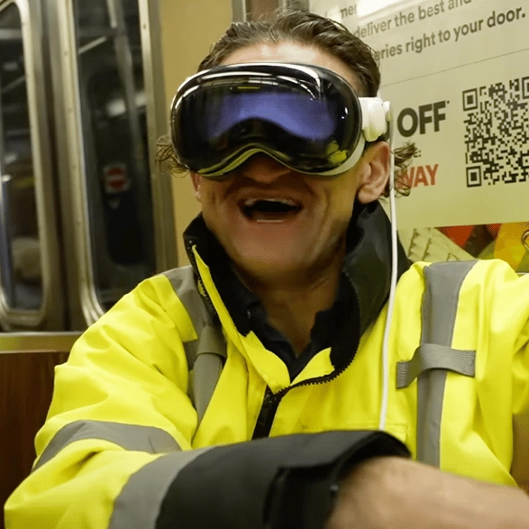 Man reveals ‘the thing no one will say’ about Apple Vision Pro in incredibly honest review