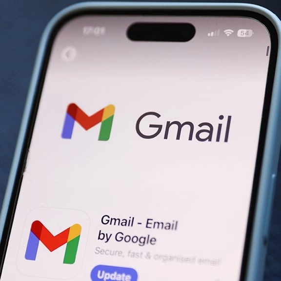 Woman reveals must-know Gmail feature to unsubscribe from emails easily