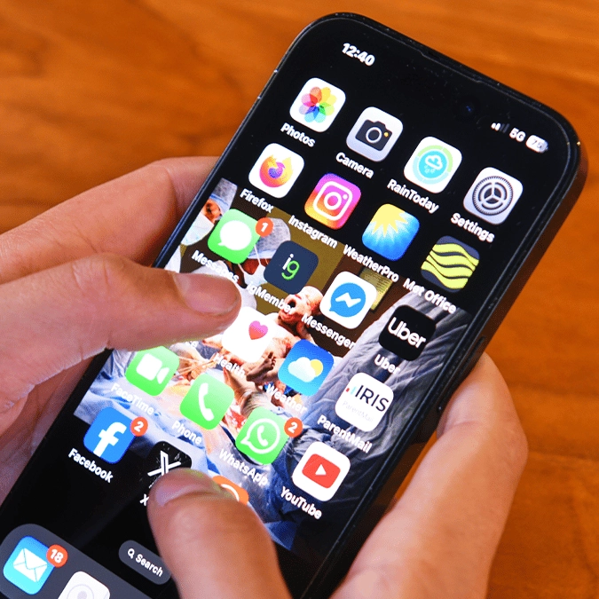 Urgent warning to all 1,800,000,000 iPhone users over popular feature's 'dangerous' flaw