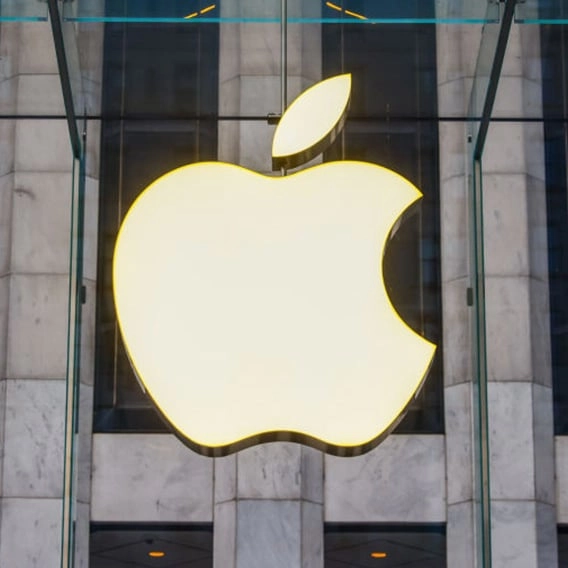 Expert issues warning to iPhone users as big change is set to take place this September