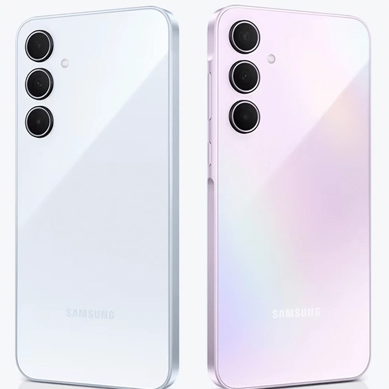 Samsung is giving away a free phone with one of its top gadgets but time to claim is running out