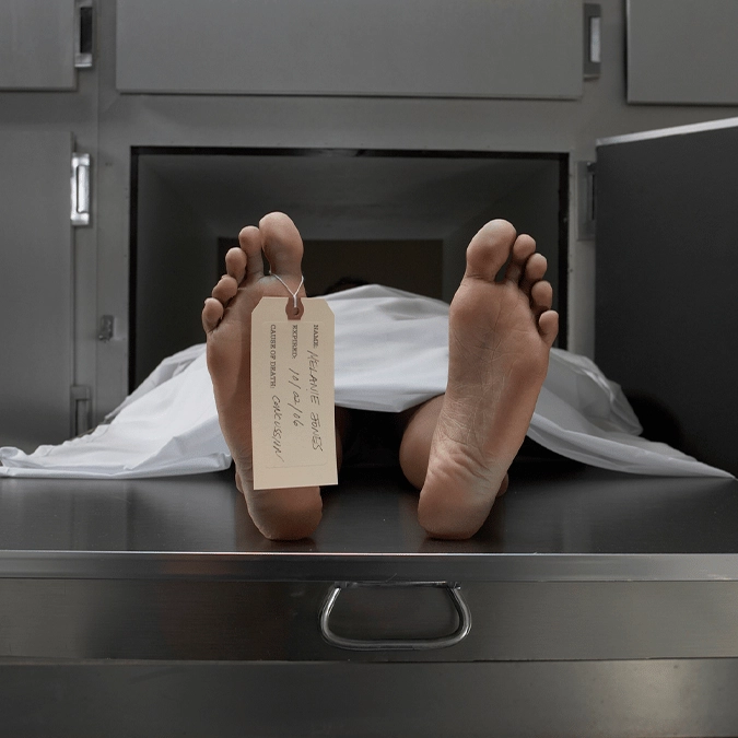 Nurse reveals horrifying deathbed phenomena millions experience right before they die