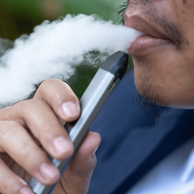Man reveals symptoms he thought were normal that vanished when he quit vaping in life-changing decision