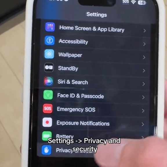 Ex-Apple employee warns against charging iPhone to 100%