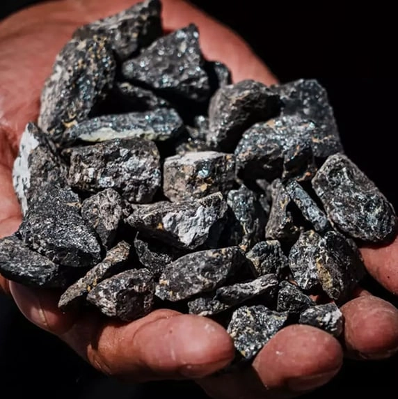 Japanese researchers hit the jackpot after discovering 230,000,000 tons of rare mineral that could make them billions