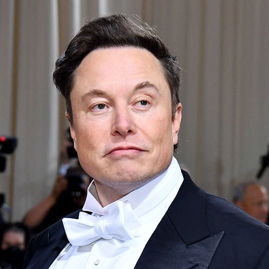 Elon Musk to become first person to have $1,000,000,000,000 amid claims he 'lives below the poverty line'