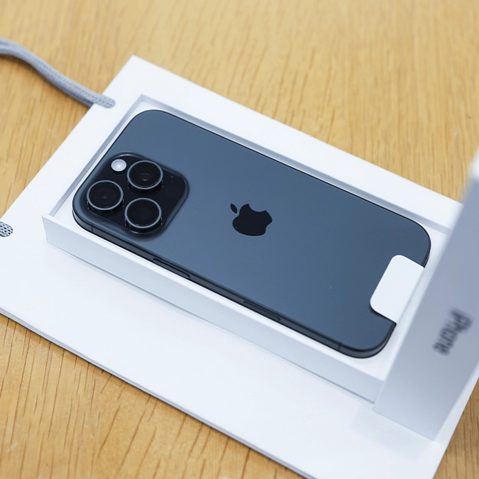 Apple fans 'catch' man seemingly product testing top secret unreleased iPhone
