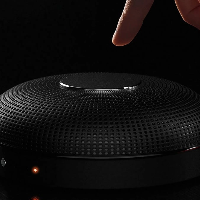 Mind-blowing new gadget blocks smart devices and AI from listening to your conversations
