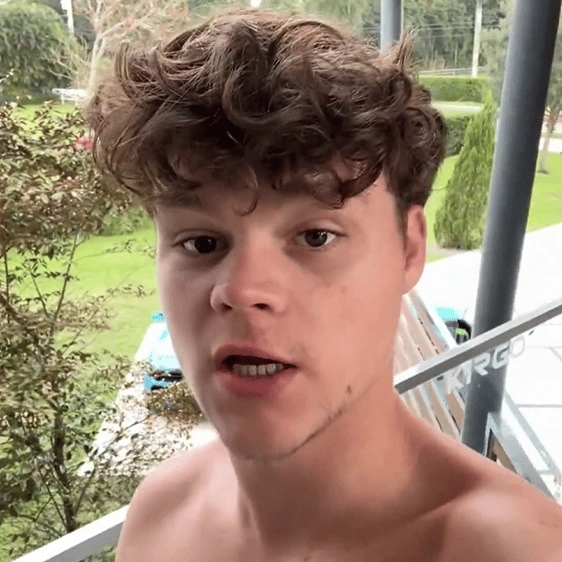 Streamer who crashed $200,000 McLaren on live accused of 'scamming fans' with latest antics