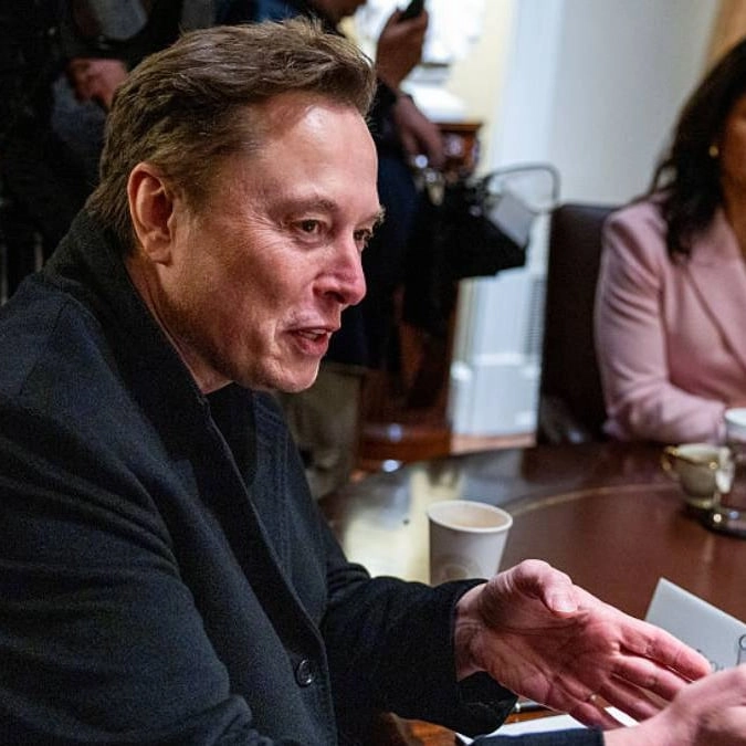 Elon Musk praises Google CEO after he begins offering 'customer support' on X