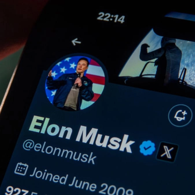 Elon Musk lashes out at Anonymous following their stark warning about the future of Twitter