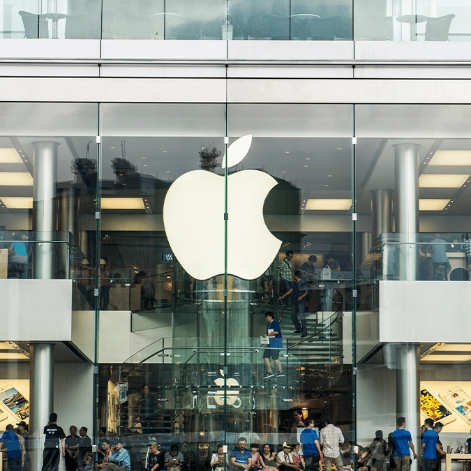 AI company overtakes Apple to become world's first $4,000,000,000,000 company