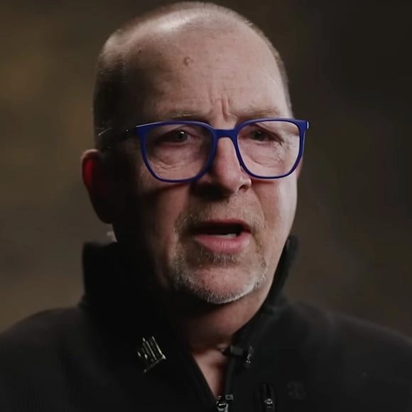 Man who was in the Twin Towers on 9/11 explains haunting moment plane hit his building