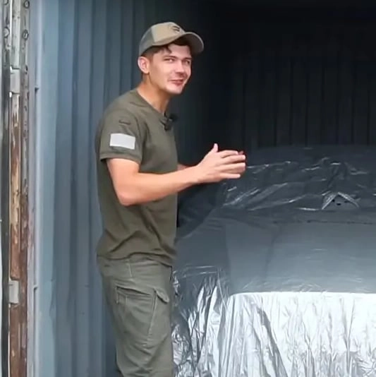 YouTuber bought $25,000 mystery container at cargo auction and was blown away by what vehicle was inside