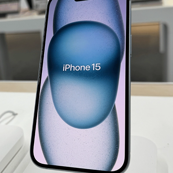 O2 and Sky have slashed iPhone 15 price to their cheapest ever
