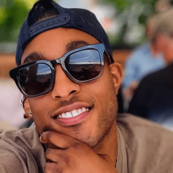 ‘World’s most swiped man' on Tinder reveals his secrets to getting so many matches and what not to post on your profile
