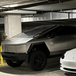 'Wild' photo of Cybertruck next to Tesla model 3 in parking lot has everybody saying the same thing