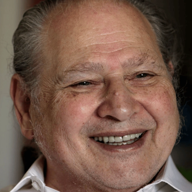 91-year-old Apple founder claims he still owns 10% stake in company that could make him obscenely rich