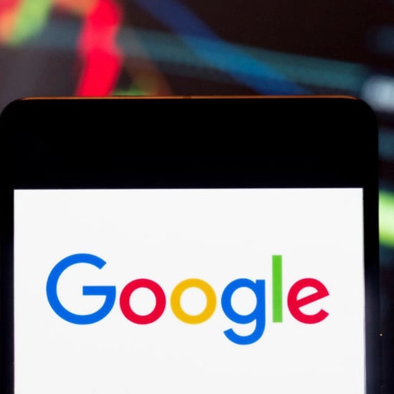 Google reveals ‘red bar’ sign that someone has hacked your account