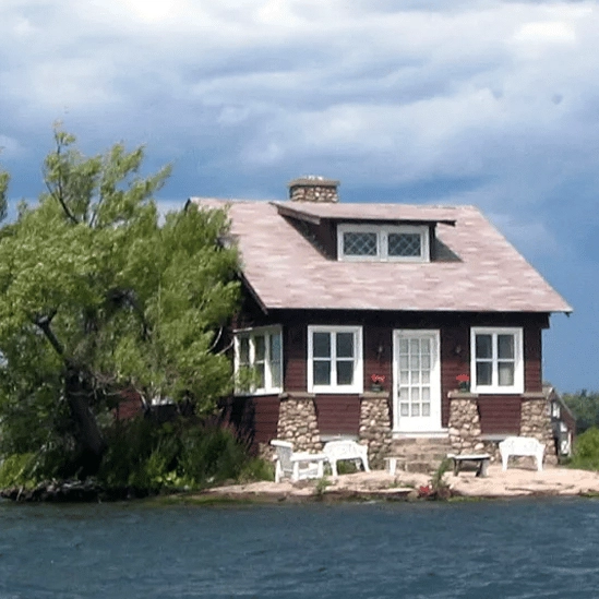 World's smallest inhabited island is just 3,300 square feet and is still inhabited by one family