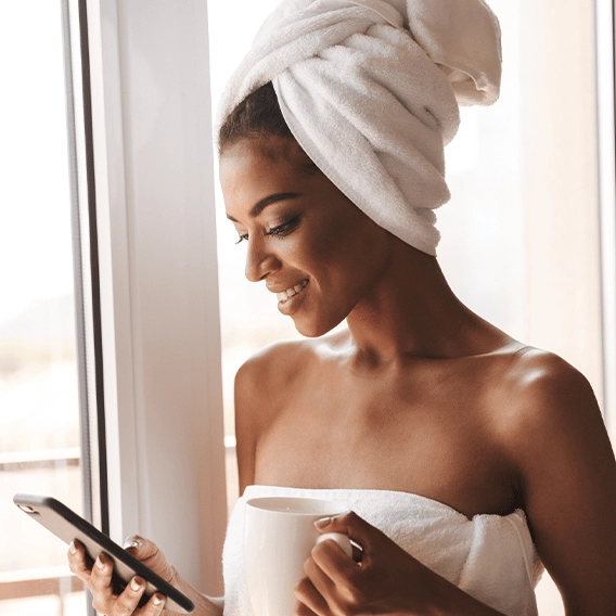 Woman issues warning against showering with your phone in the bathroom after making disturbing discovery