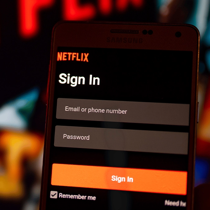 YouTuber shared his Netflix password with 841,709 people and the result was chaos