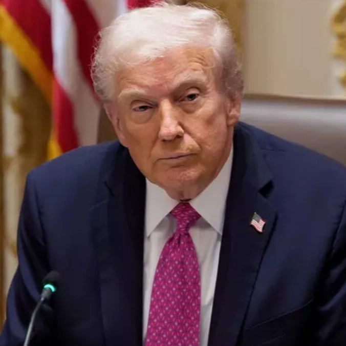 Trump delivers startling ultimatum to Zelenskyy during explosive meeting on ending war in Ukraine