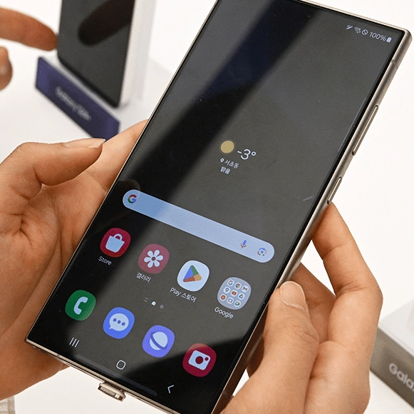 Samsung Galaxy owners issued warning to delete apps that can take control of devices and raid mobile banking