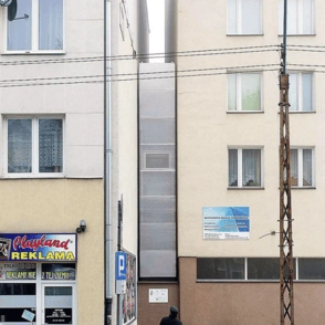 The world’s thinnest house that’s a mere 28 inches at its thinnest point has been called the 'thing of nightmares'