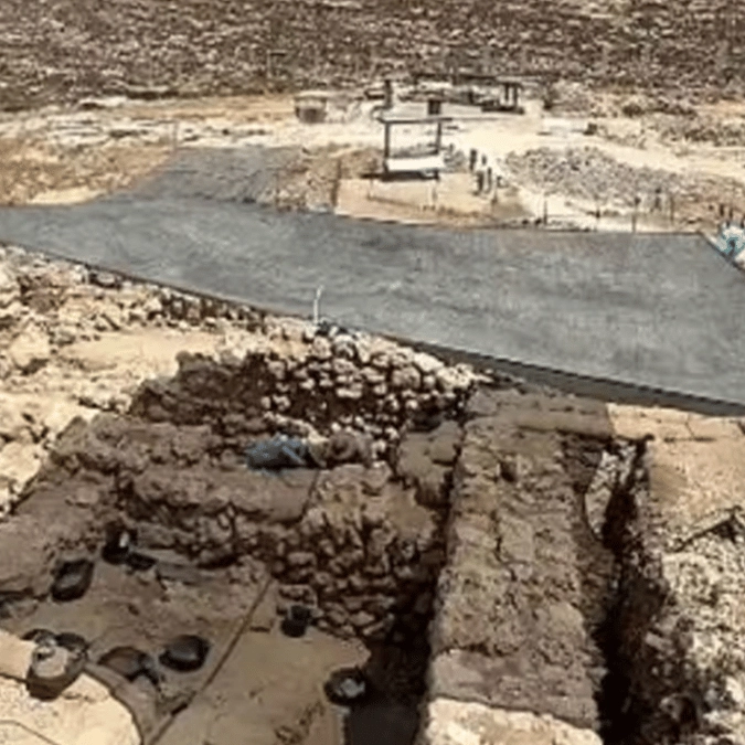 Archaeologists blow Ark of the Covenant mystery wide open following discovery of shocking 'biblical relic'