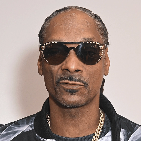 One man spent $450,000 to be Snoop Dogg's neighbor in the metaverse