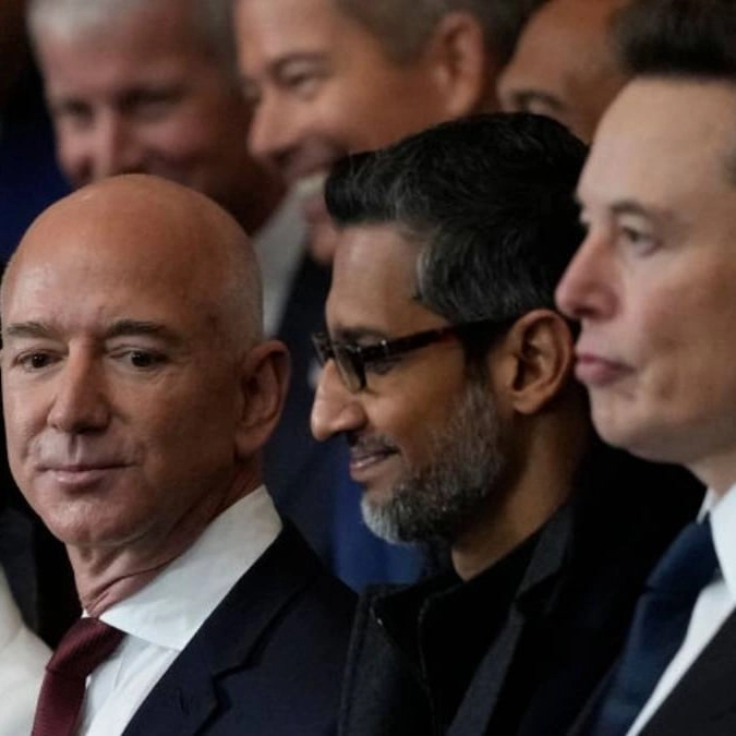 Jeff Bezos and Elon Musk's feud reignites as Amazon satellites challenge Starlink