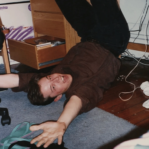 Elon Musk’s ex-girlfriend made $165,000 by auctioning off ‘never-seen-before’ photos of him taken in 1995