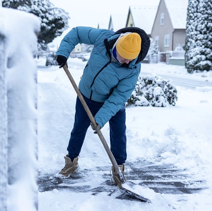 Doctor warns millions across US to stay inside this week as just a few minutes outside could be fatal