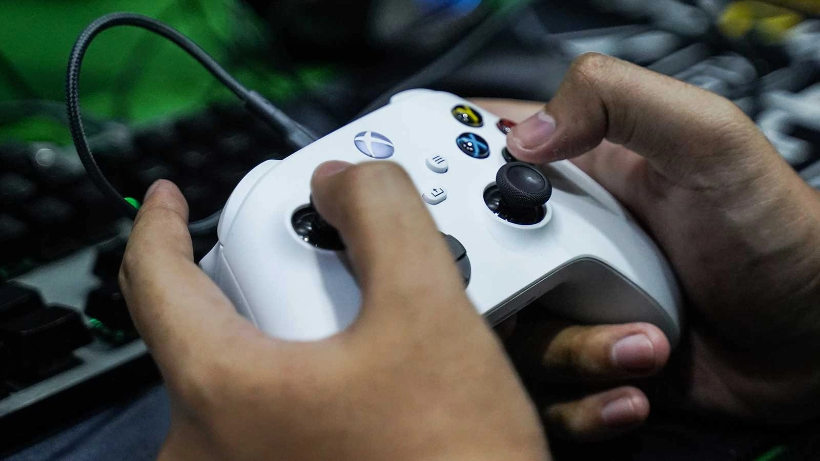 Xbox user rinsed for battery fix to rival PlayStation's DualSense