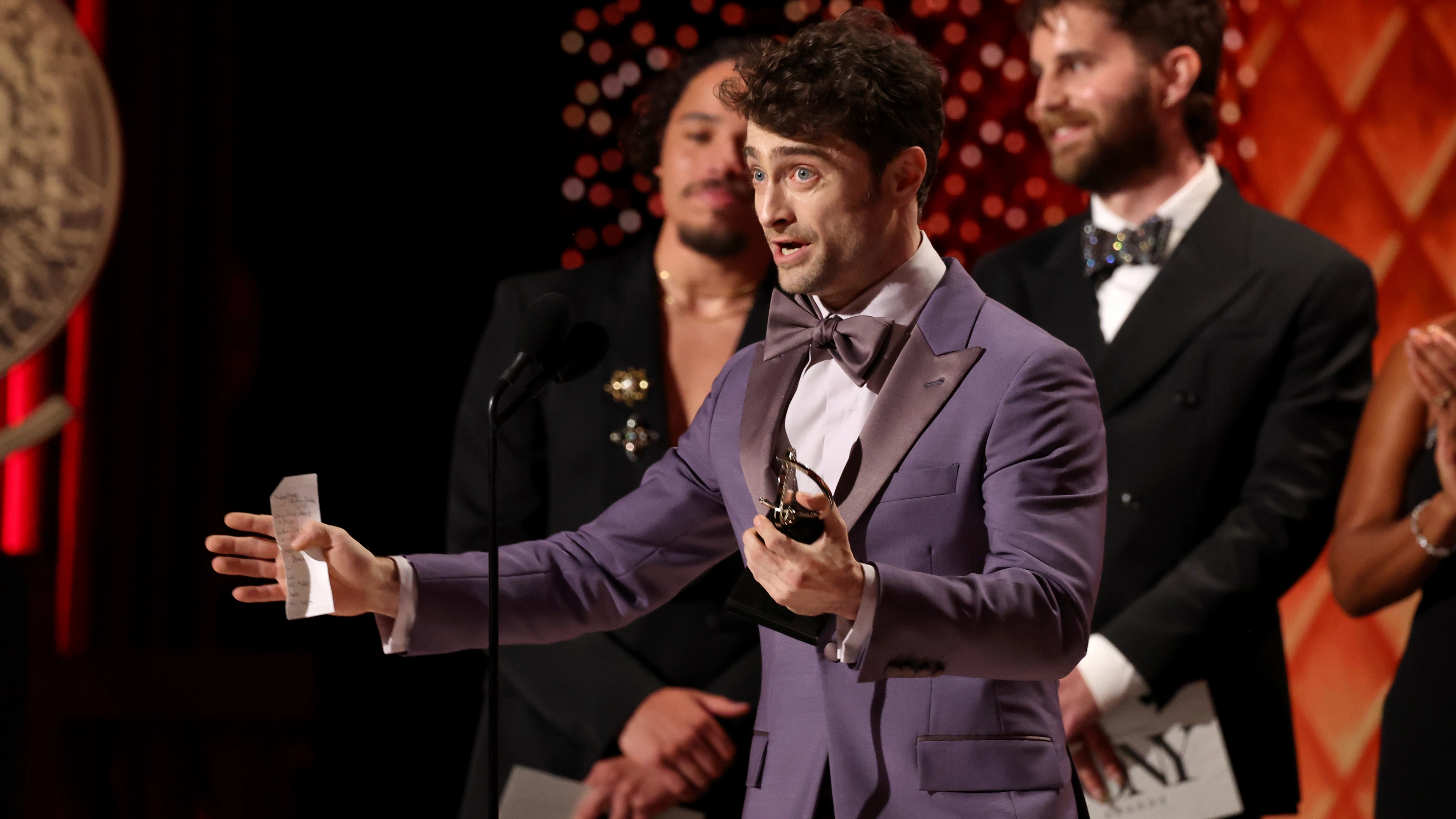 Daniel Radcliffe Note to New Harry Potter Actor Detailed, What a Gent