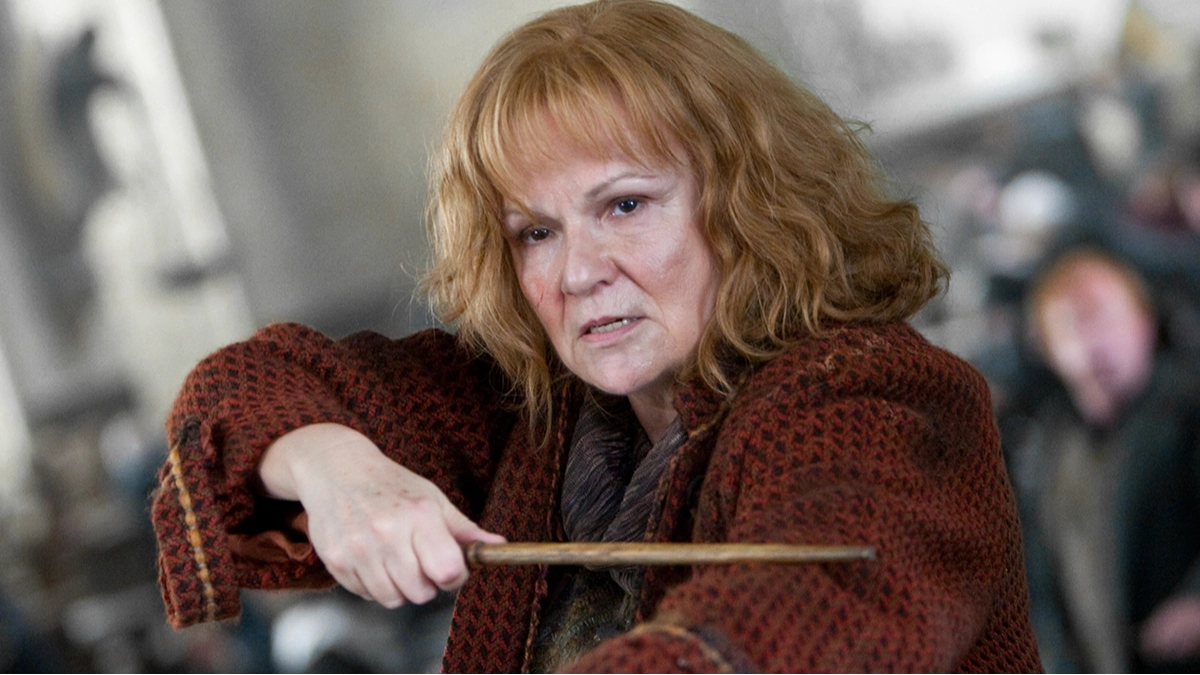 Harry Potter fans in love with leaked Molly Weasley casting, and we see the vision