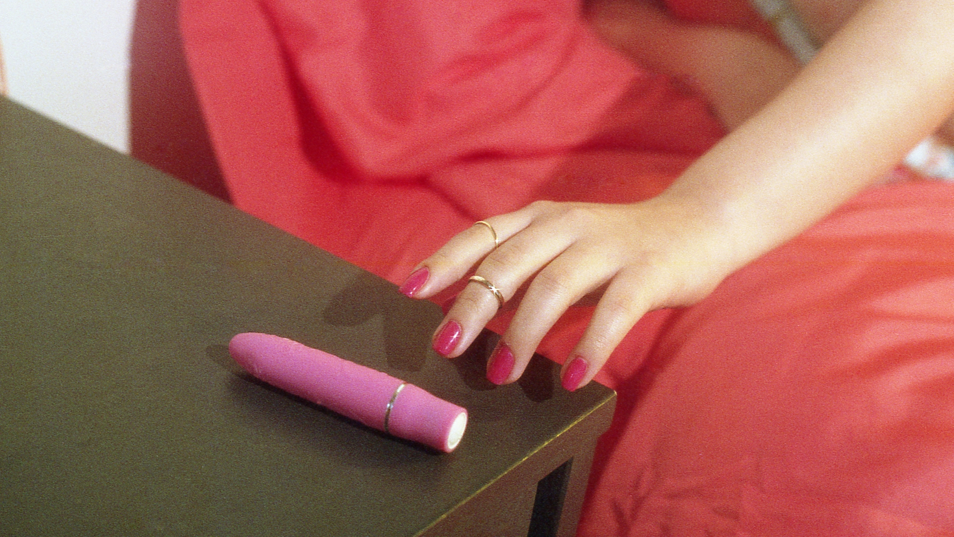 Hear Me Out: You Should Absolutely Be Switching Up Your Vibrator Routine