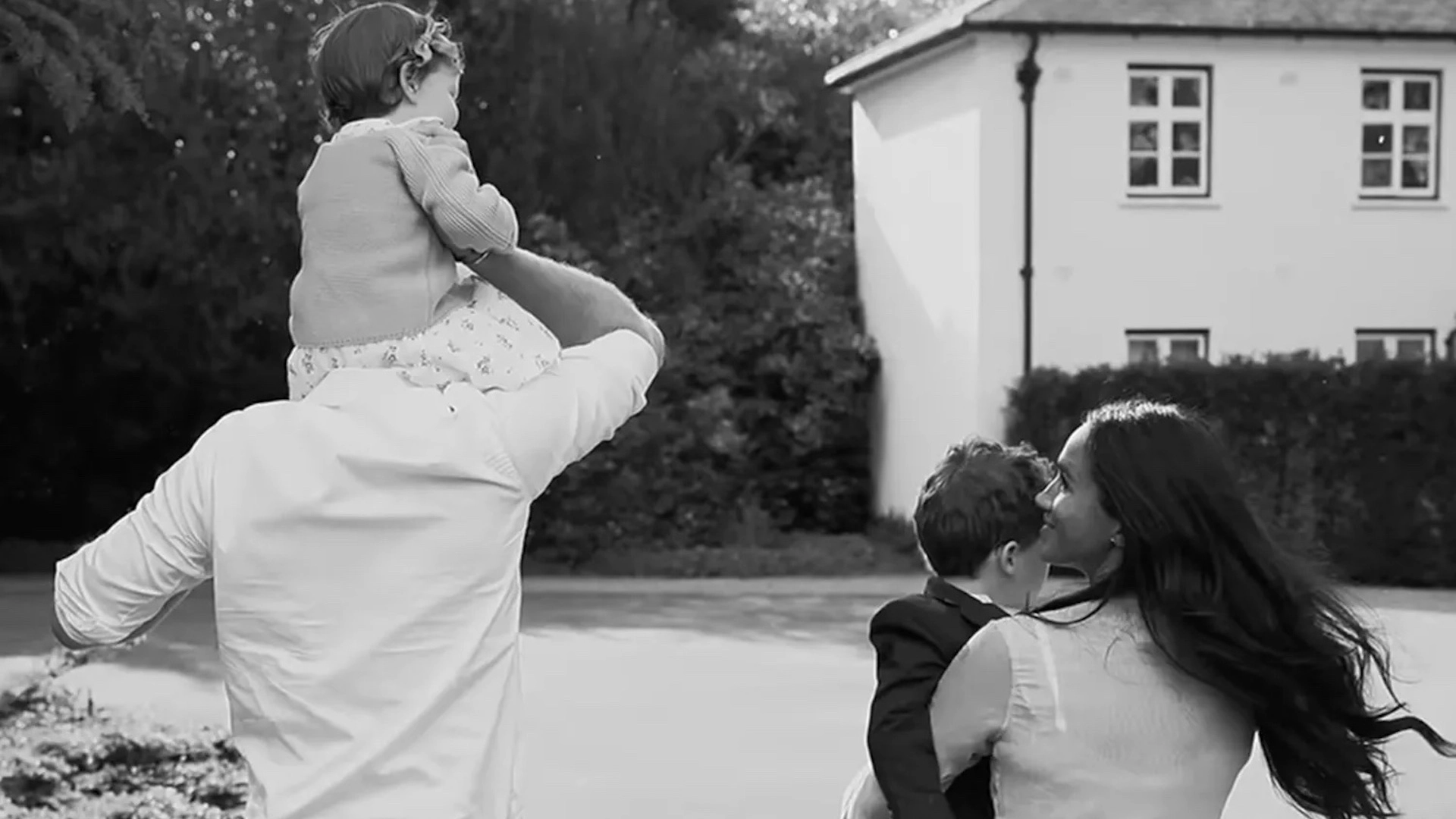 A Peek Into Meghan and Harry’s Life With Their Kids Archie and Lilibet