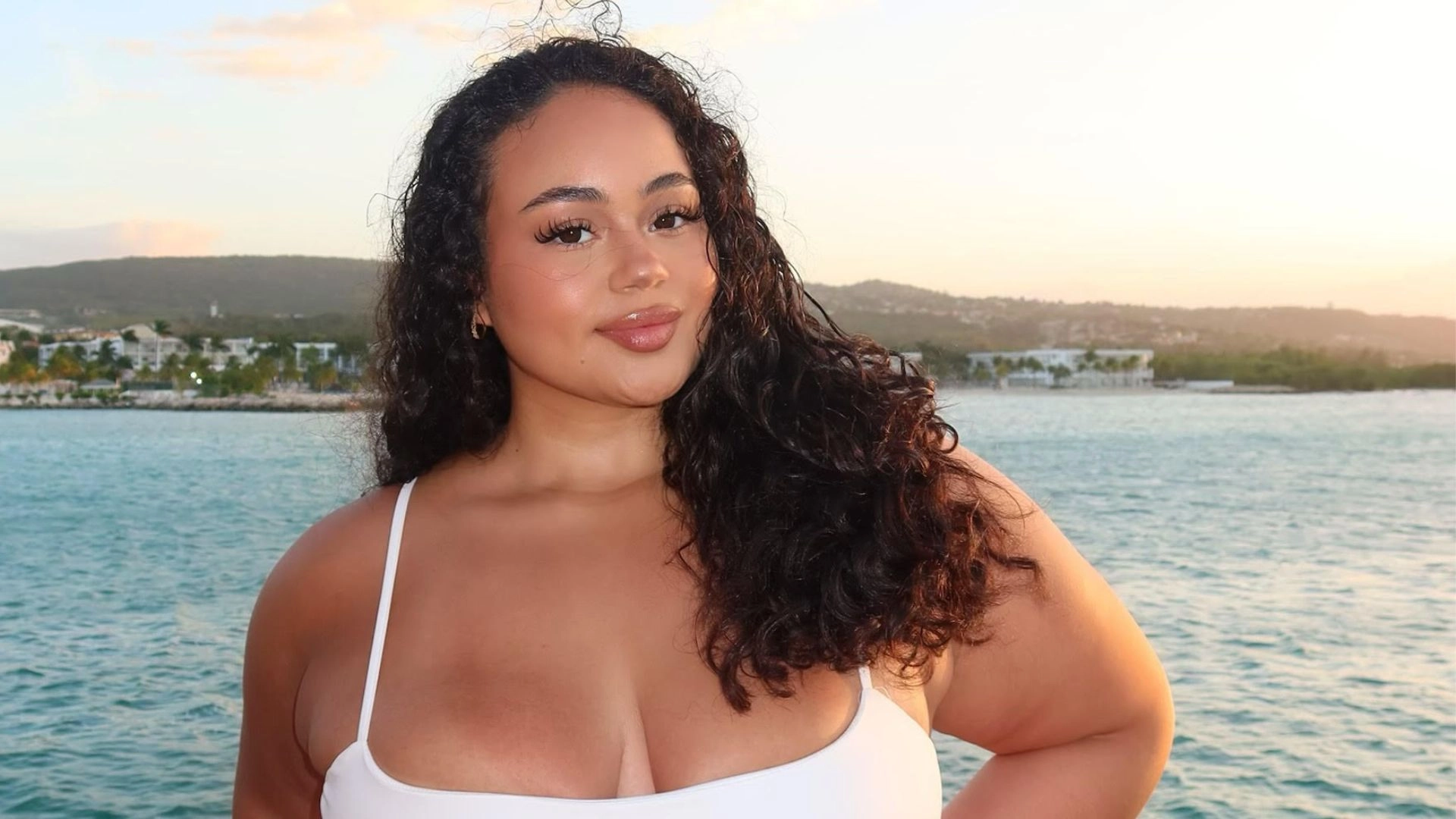 I Asked An Influencer With Millions Of Followers The Secret To Capturing Fire Vacation Content