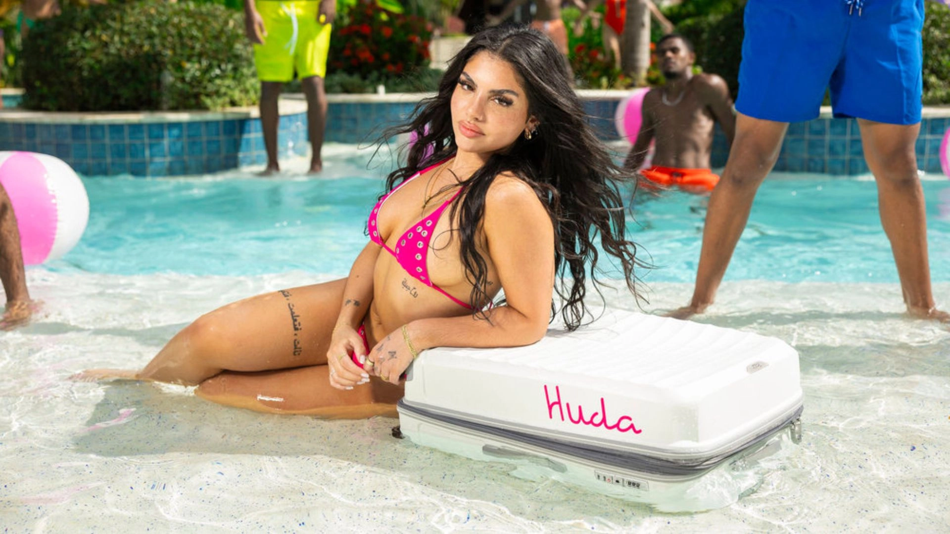 Hold, Up Huda Fans: Your Child Status Should Not Be A Secret