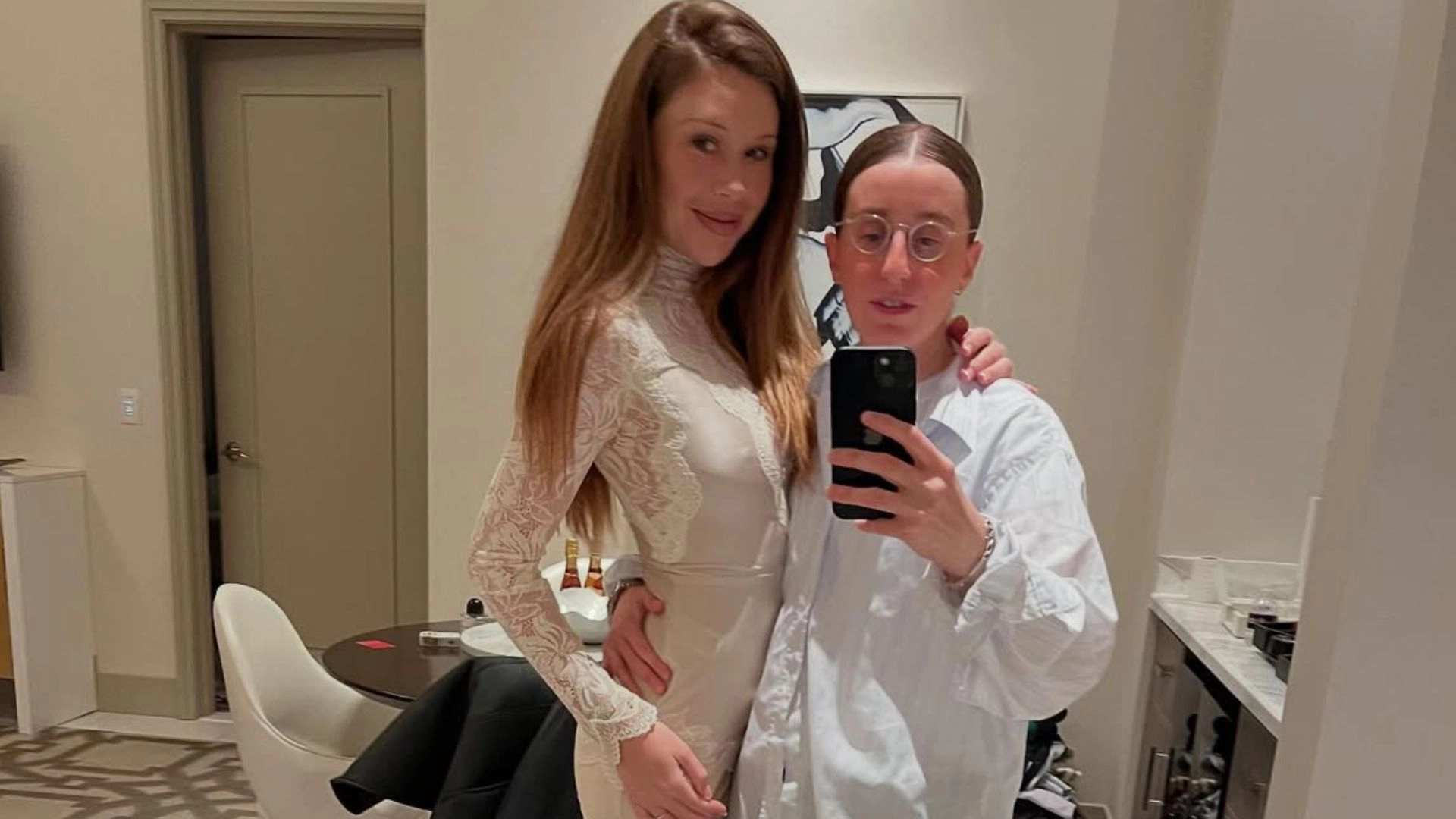 Gabby Windey And Robby Hoffman Had A Secret Vegas Wedding?!