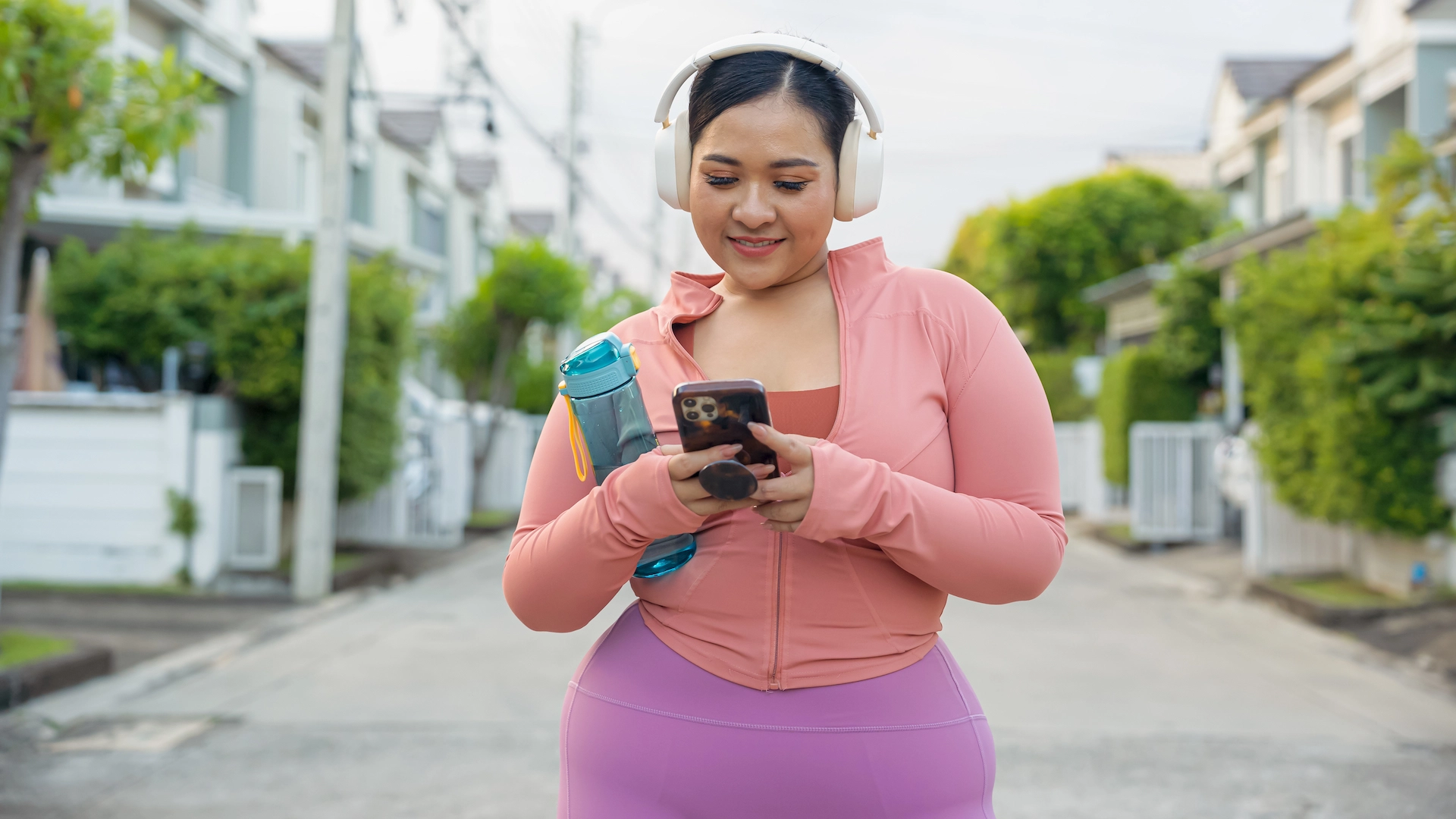 PSA: The “Great Lock-In Challenge” Is Not A Toxic Productivity Marathon
