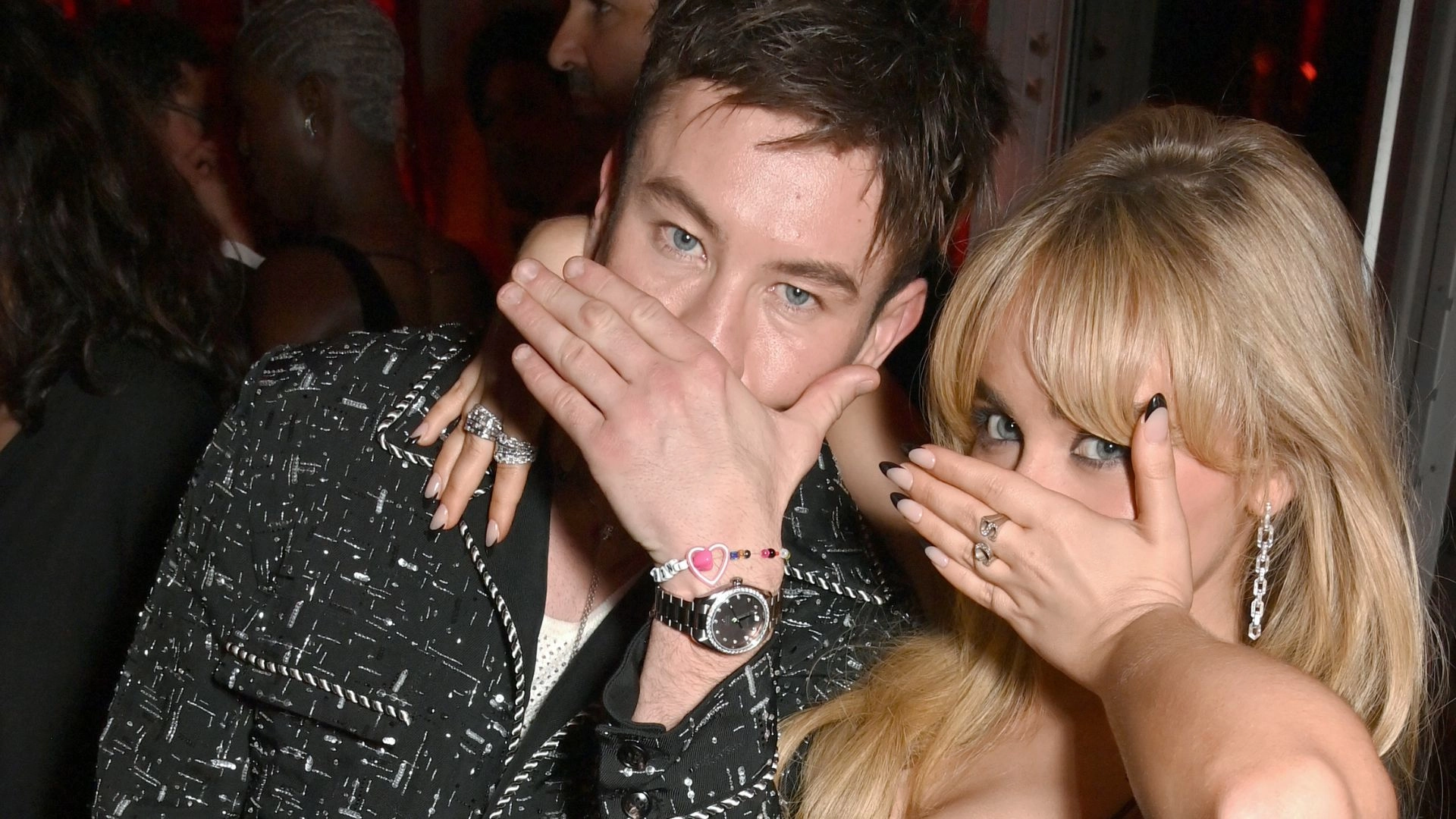 Sabrina Carpenter’s Dating History Is Just Actors With A Side Of Shawn Mendes